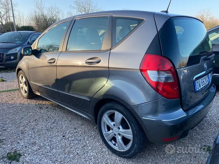 Mercedes-Benz A 2009 photo 4