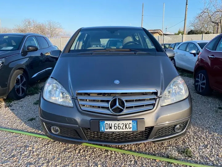 Mercedes-Benz A