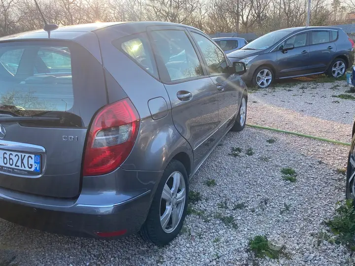 Mercedes-Benz A 2009 photo 5