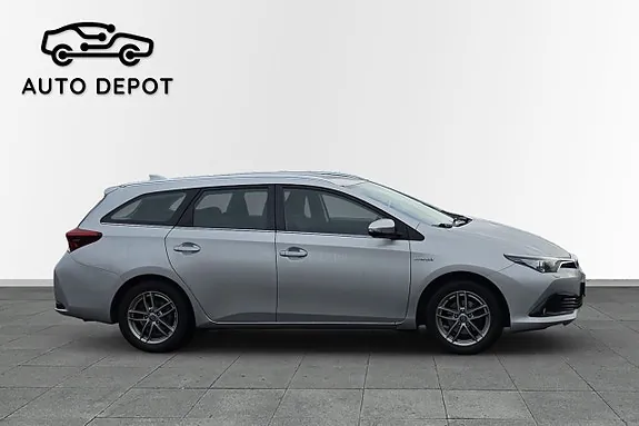 Toyota Auris 2016 photo 3