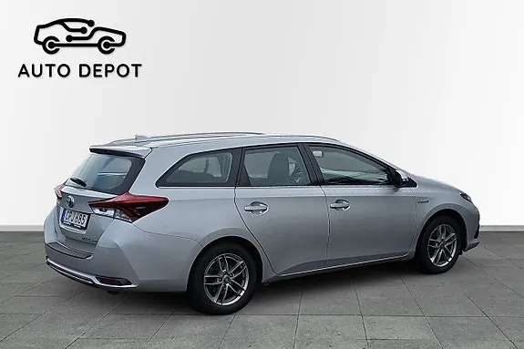 Toyota Auris 2016 photo 5