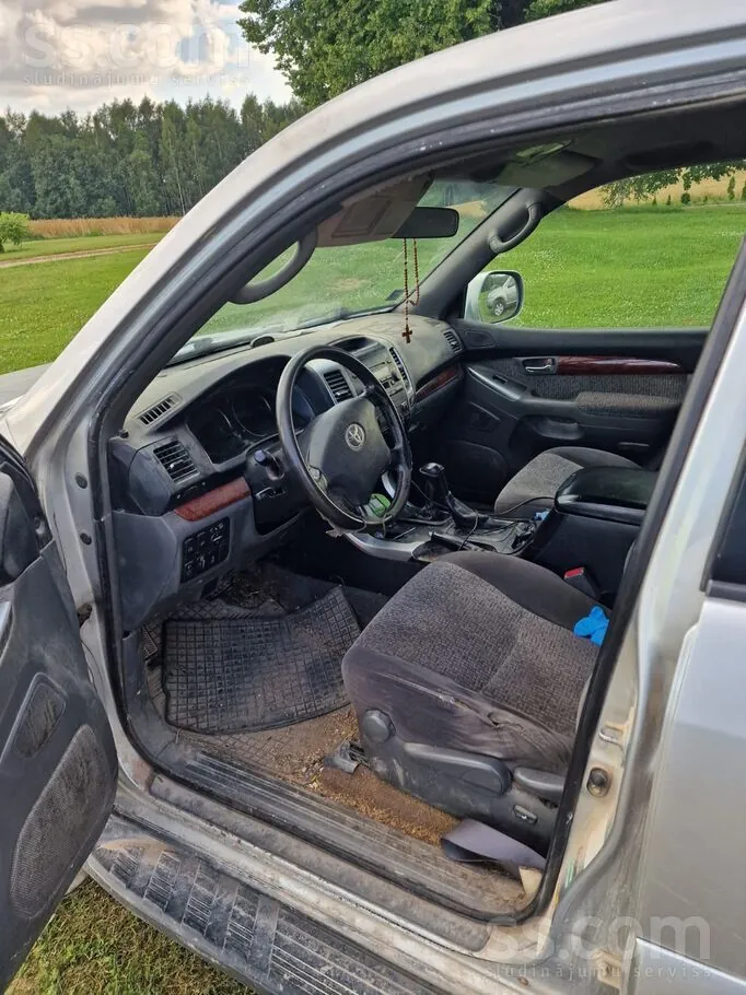 Toyota Land Cruiser 2006 photo 5