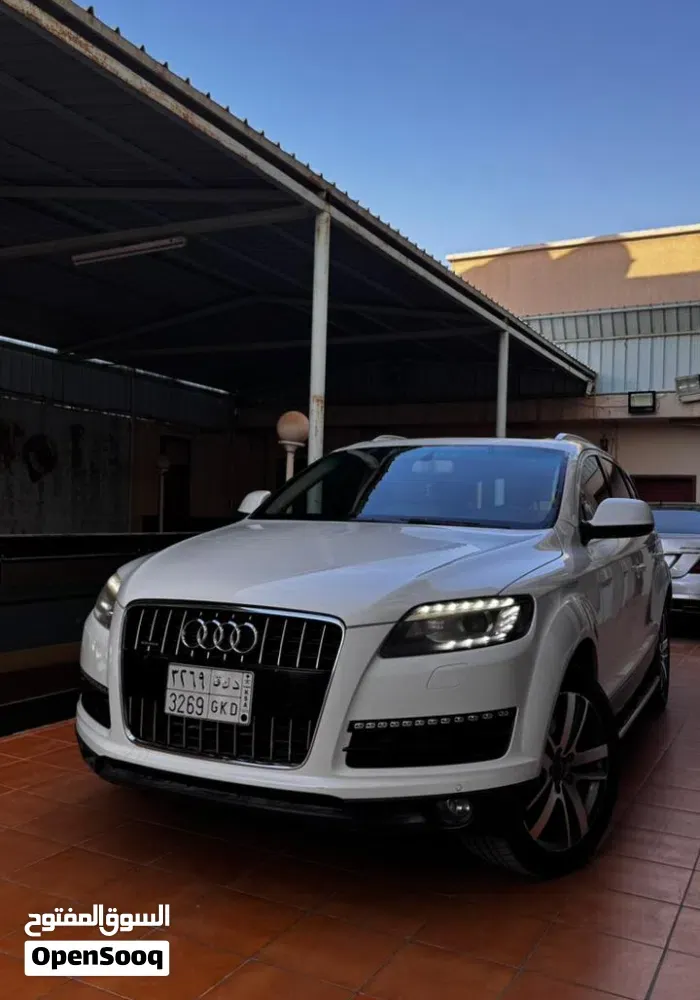 Audi Q7 2014 photo 3
