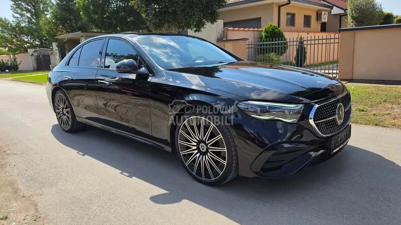 Mercedes-Benz E 220 2025 photo 3