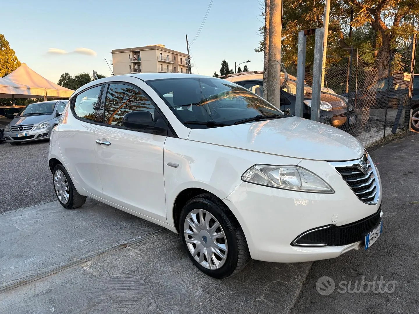 Lancia Ypsilon 2012 photo 4