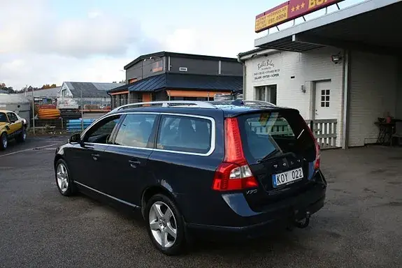 Volvo V70 2010 photo 5