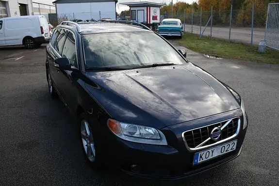Volvo V70 2010 photo 3