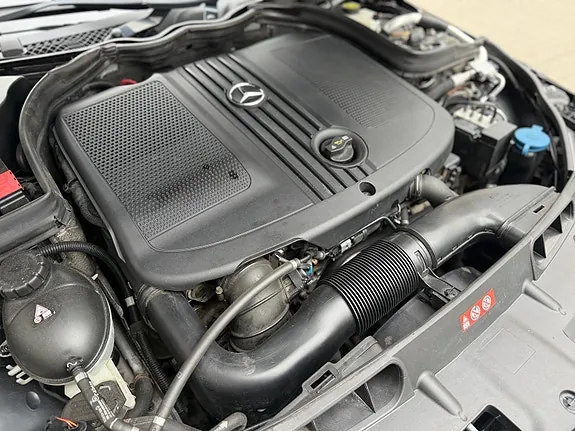 Mercedes-Benz C200 2011 photo 5