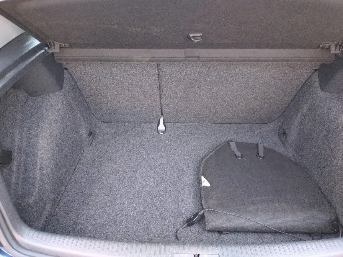 Volkswagen Golf 2009 photo 3