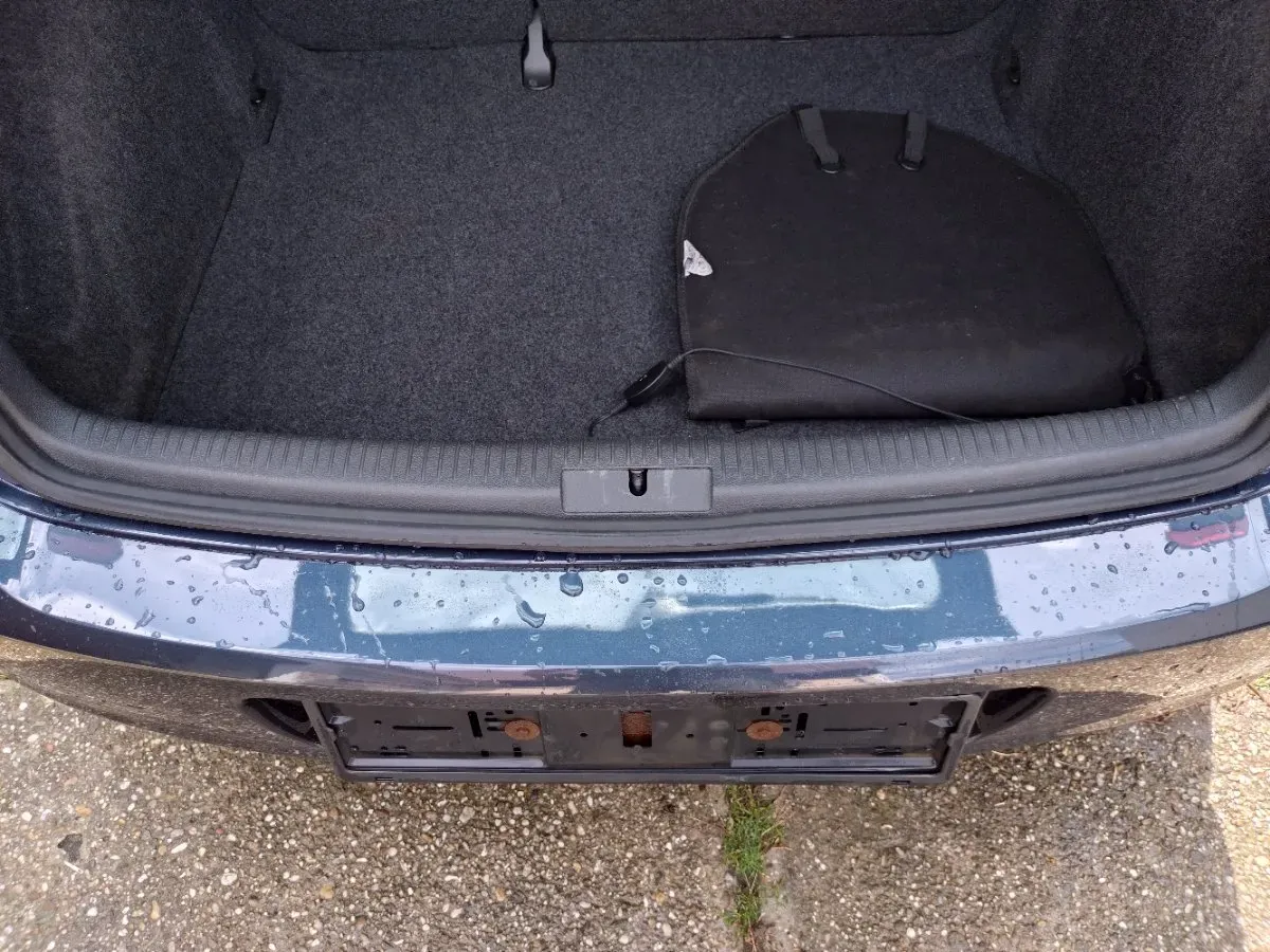 Volkswagen Golf 2009 photo 2