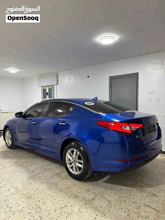 Kia K5 2011 photo 4