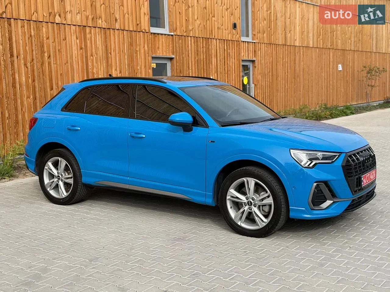 Audi Q3 2021 photo 4