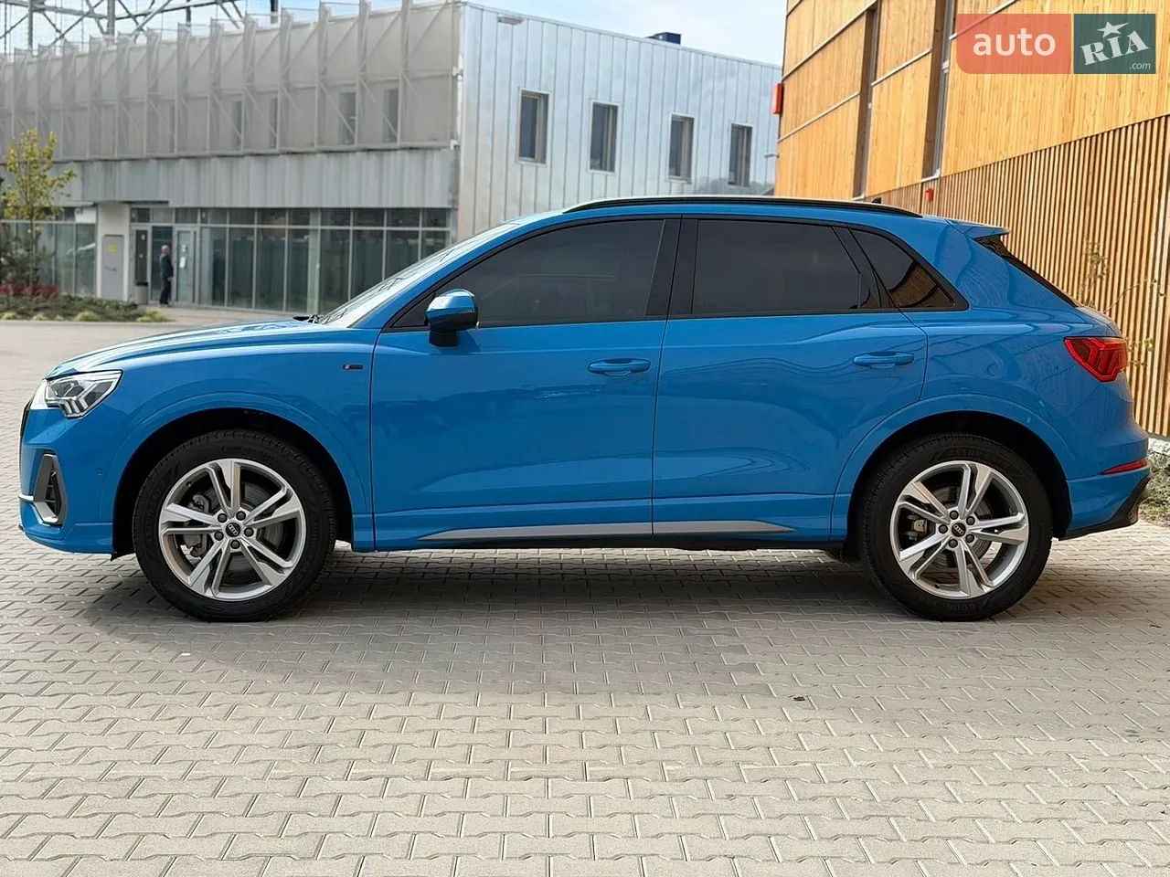 Audi Q3 2021 photo 5