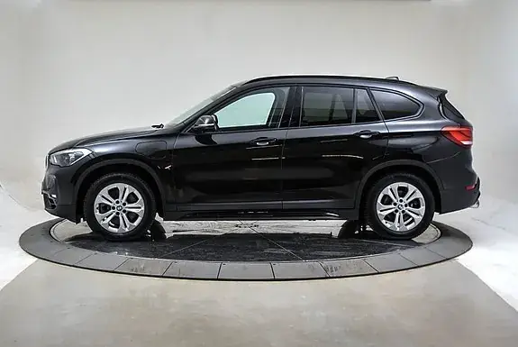 BMW X1 2022 photo 2