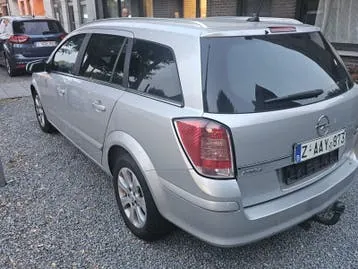Opel Astra 2008 photo 3