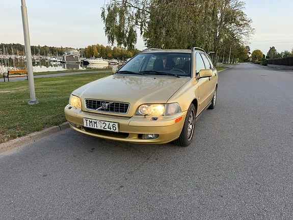 Volvo V40 2003 photo 3
