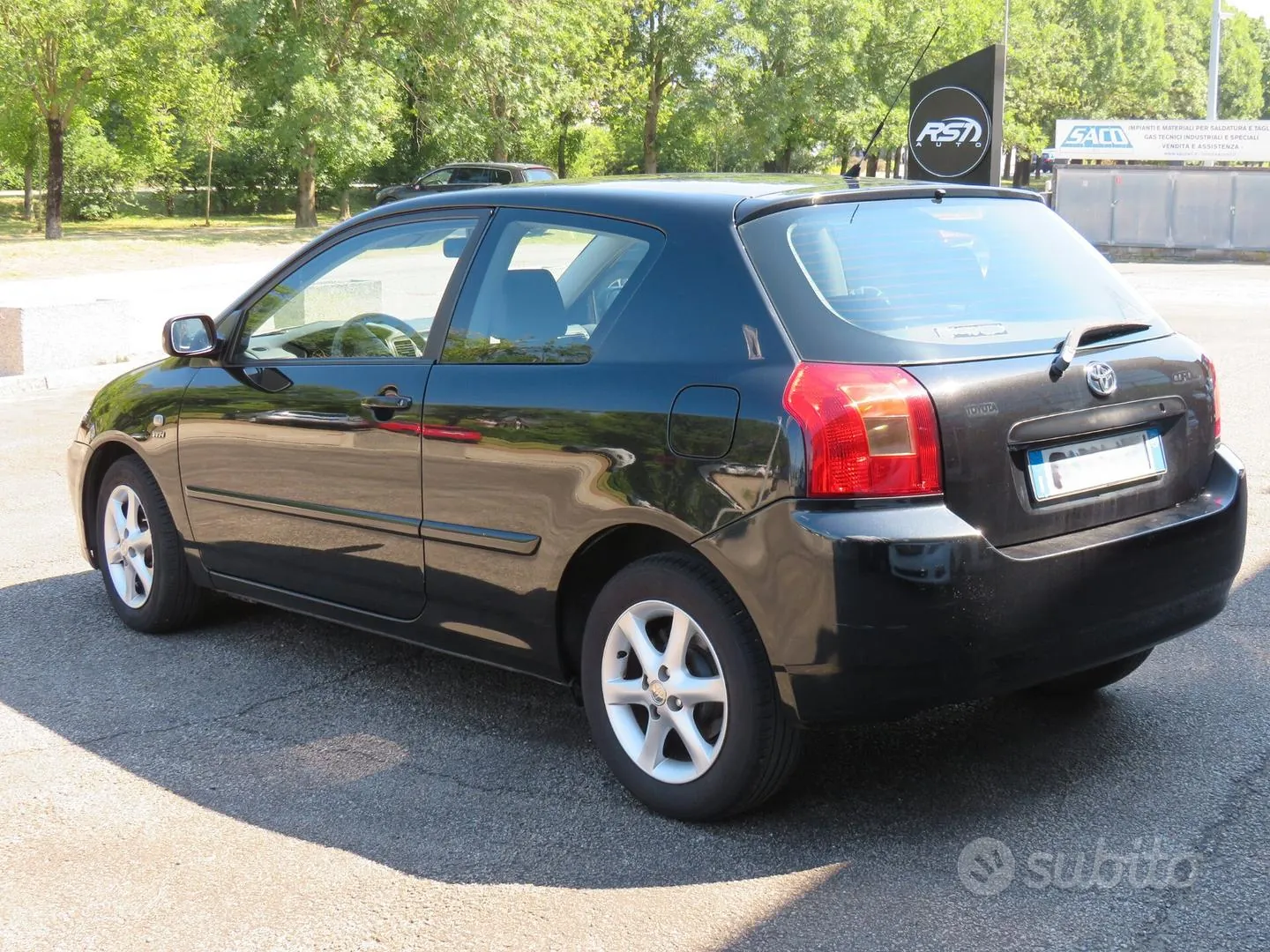 Toyota Corolla 2004 photo 3