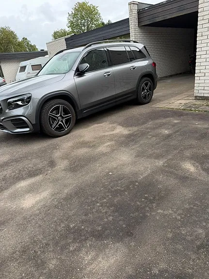 Mercedes-Benz Glb 2025 photo 3
