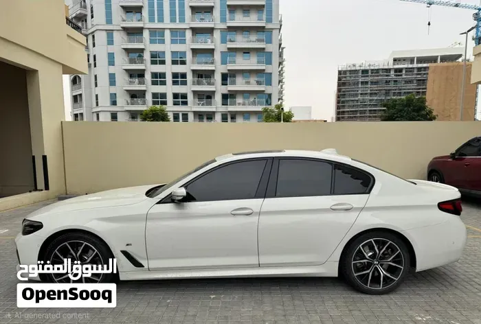 BMW 5 Series 2023 photo 2