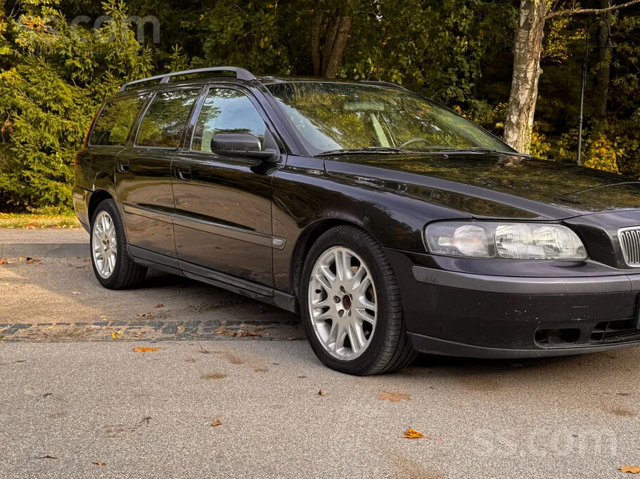 Volvo V70 2004 photo 3