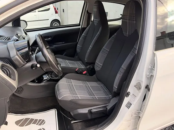 Peugeot 108 2017 photo 5
