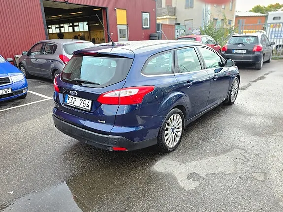Ford Focus 2013 photo 5