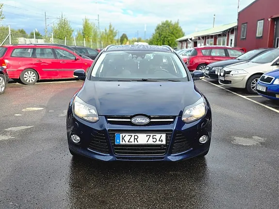 Ford Focus 2013 photo 2