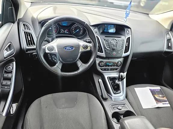 Ford Focus 2013 photo 4