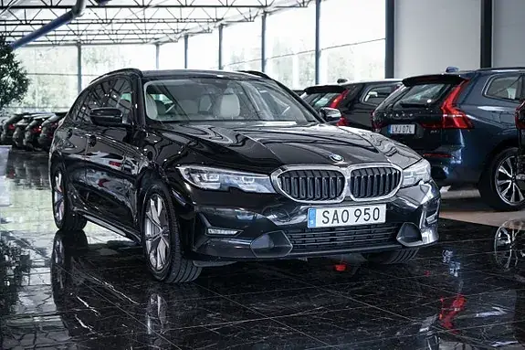 BMW 330E 2021 photo 3