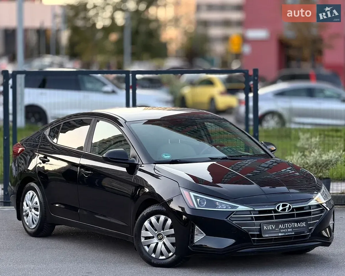 Hyundai Elantra 2018 photo 2