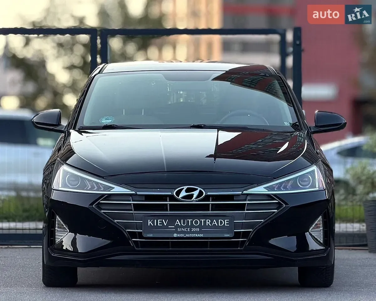 Hyundai Elantra 2018 photo 4