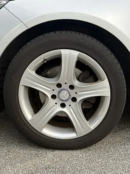 Mercedes-Benz E 220 2014 photo 5