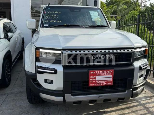 Toyota Land Cruiser 2026 photo 2