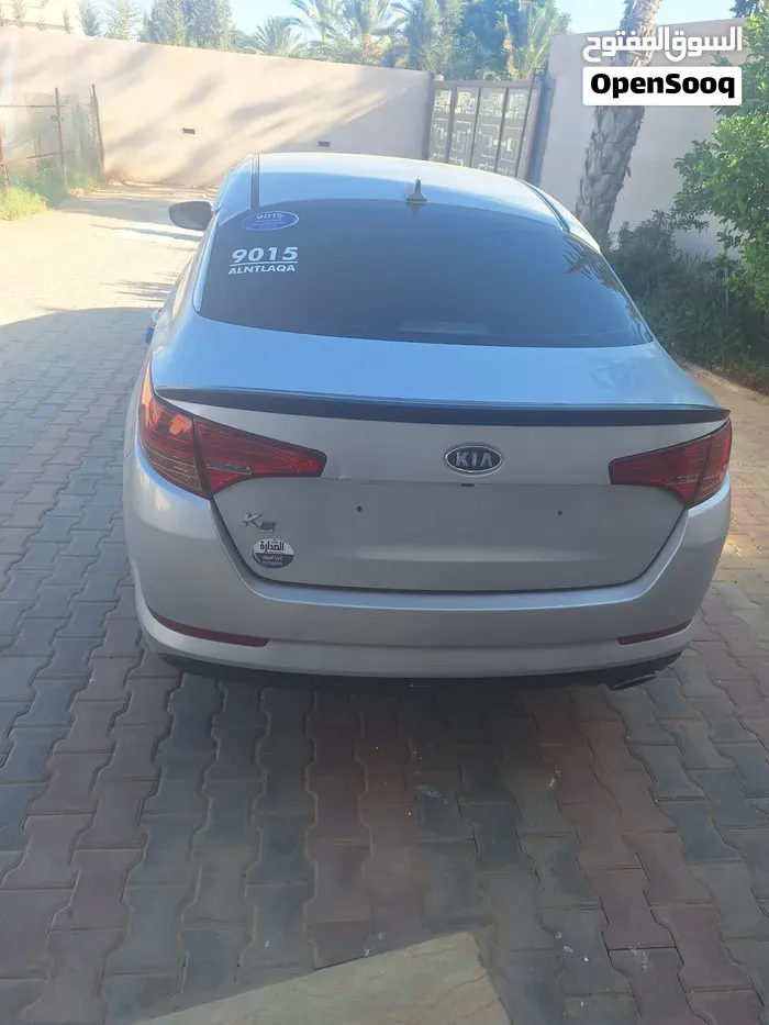 Kia K5 2012 photo 2