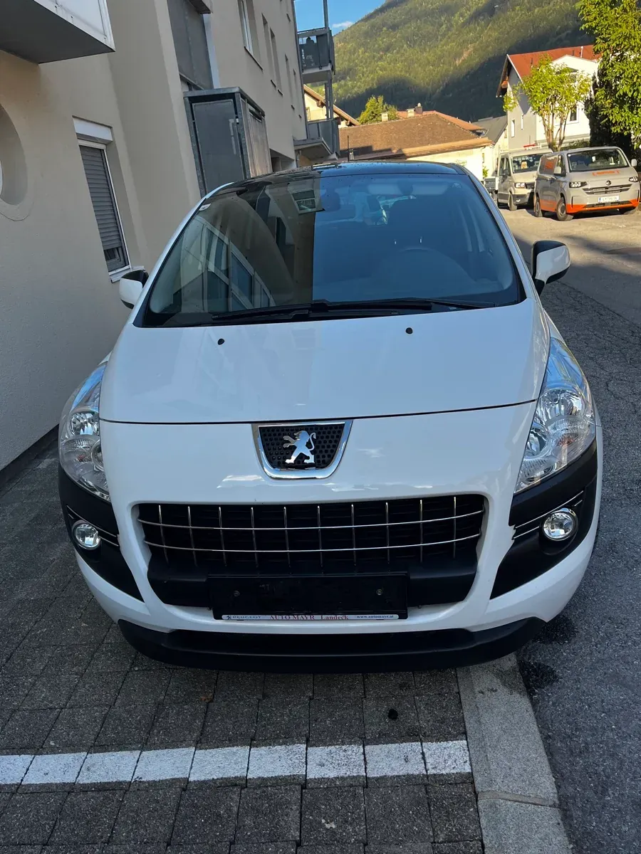 Peugeot 3008 2013 photo 2