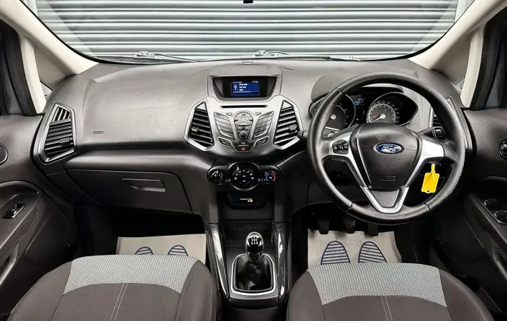 Ford Ecosport 2016 photo 4