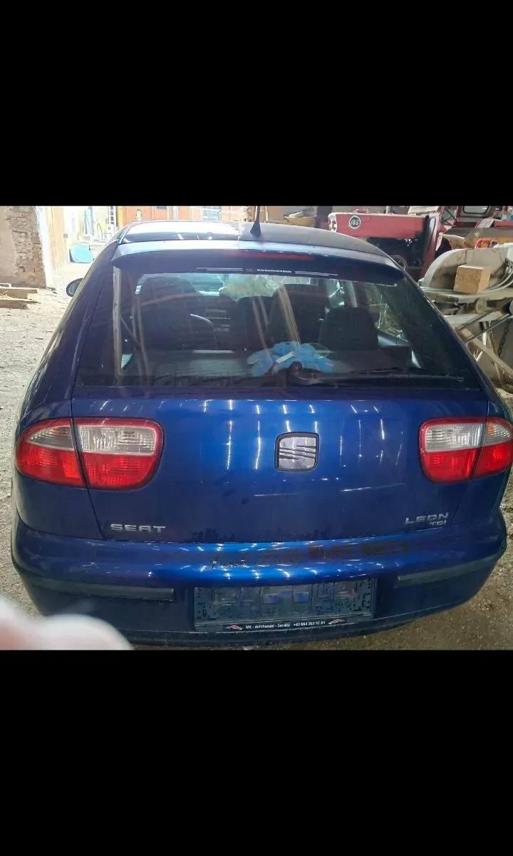 Seat Leon 2005 photo 3