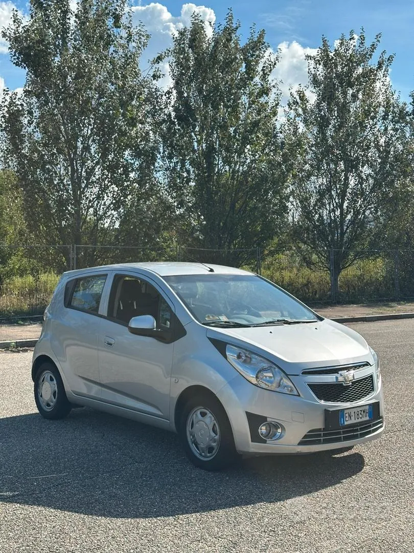 Chevrolet Spark 2012 photo 2