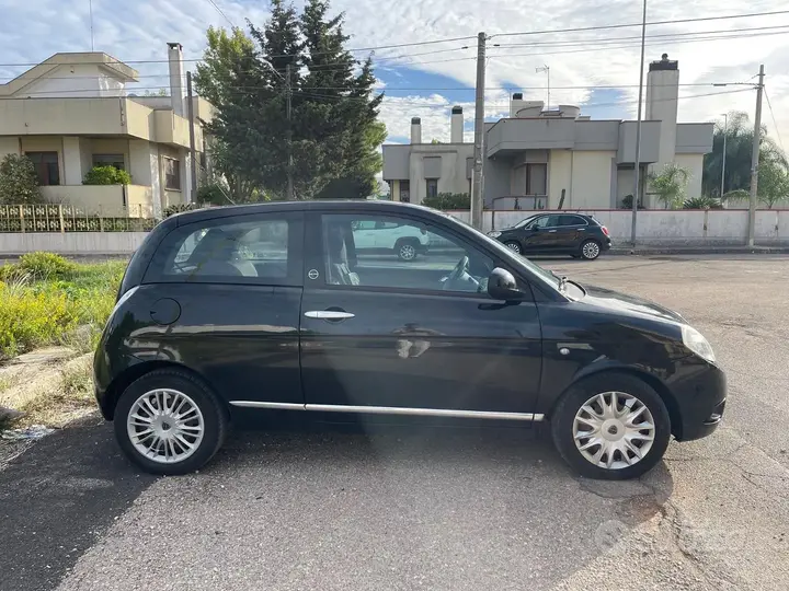 Lancia Ypsilon 2010 photo 5