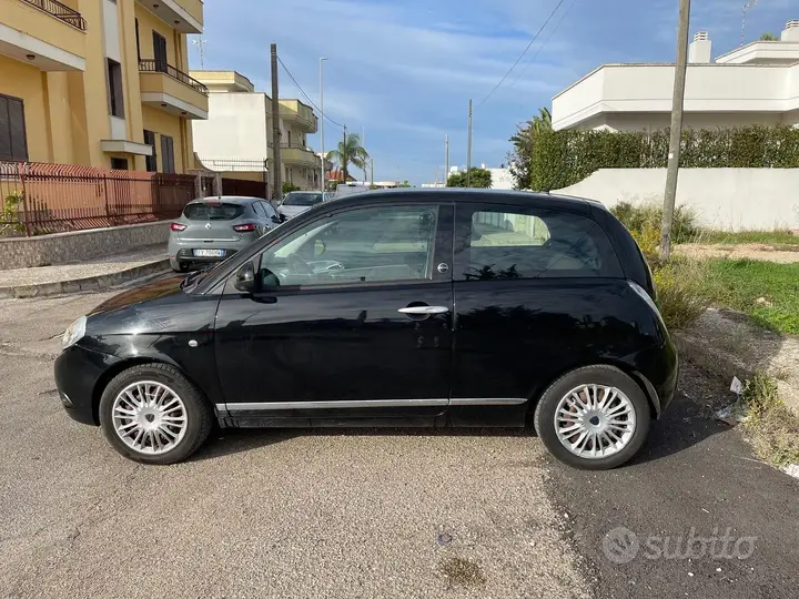 Lancia Ypsilon 2010 photo 4