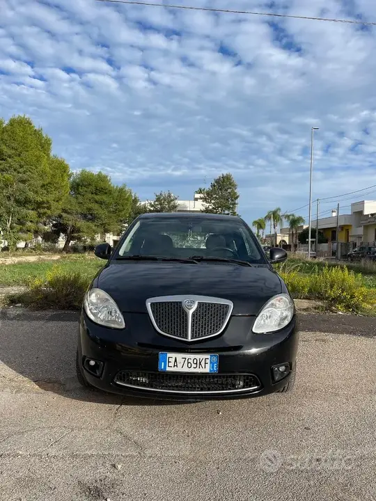 Lancia Ypsilon 2010 photo 3