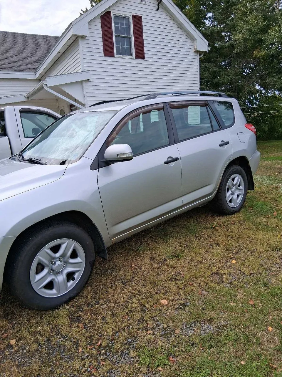 Toyota Rav4 2010 photo 2
