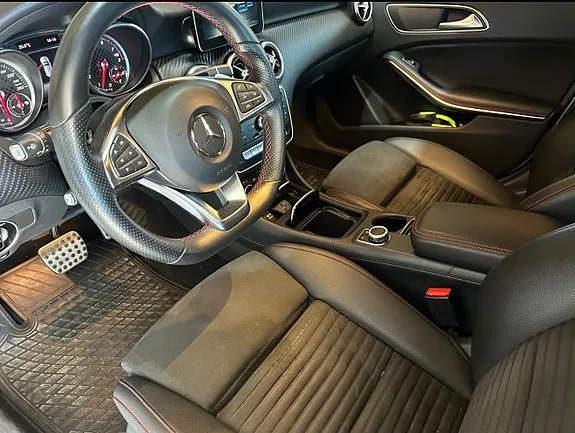 Mercedes-Benz A 180 2017 photo 5
