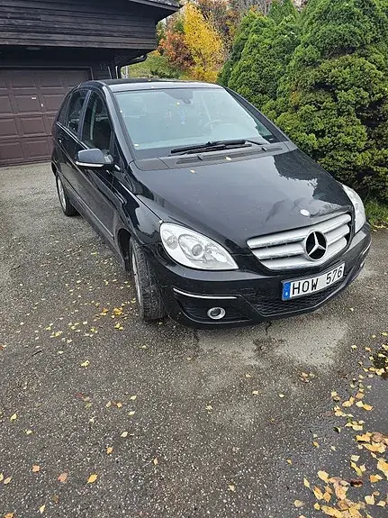 Mercedes-Benz B 170 2009 photo 2