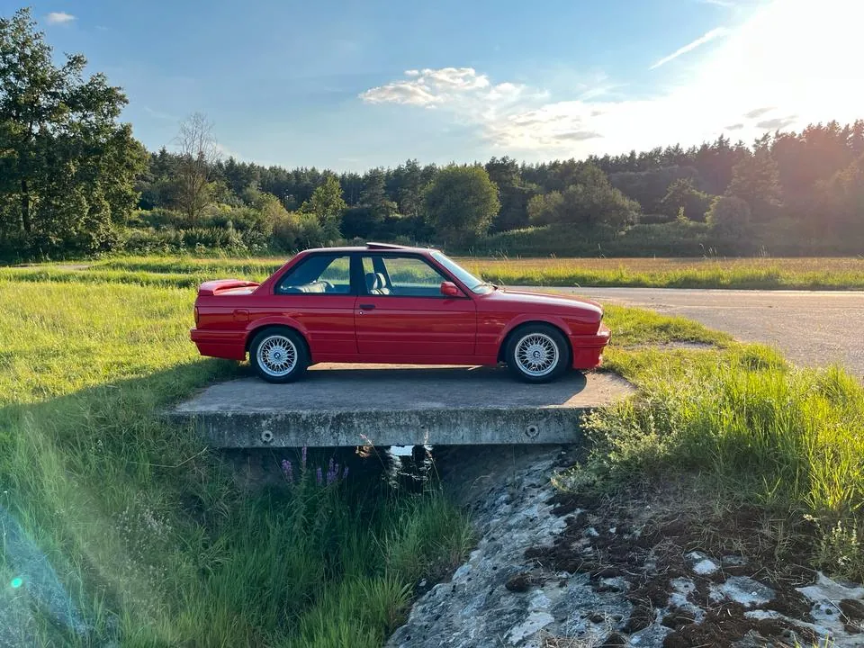 BMW 325I