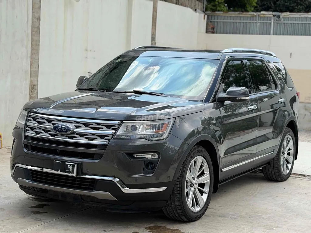 Ford Explorer 2018 photo 3