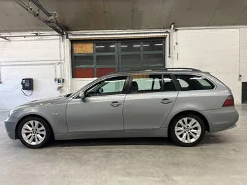 BMW 5 Series 2006 photo 2