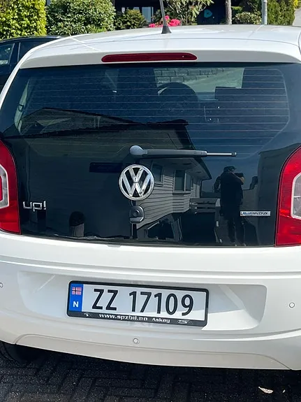 Volkswagen Up 2013 photo 3