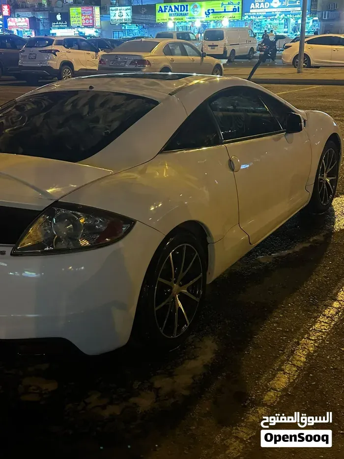 Mitsubishi Eclipse 2009 photo 3