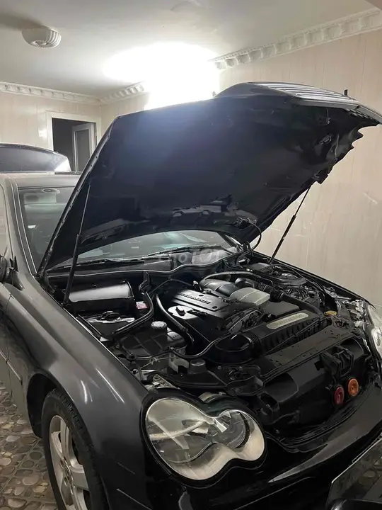 Mercedes-Benz C-Class 2001 photo 3
